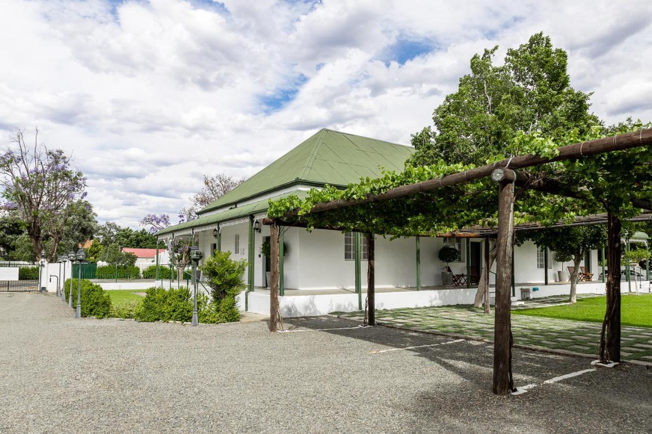 Victorian Square Guesthouse Graaff-Reinet 외부 사진