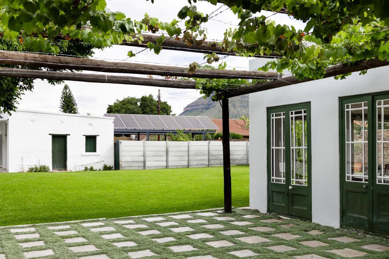 Victorian Square Guesthouse Graaff-Reinet 외부 사진