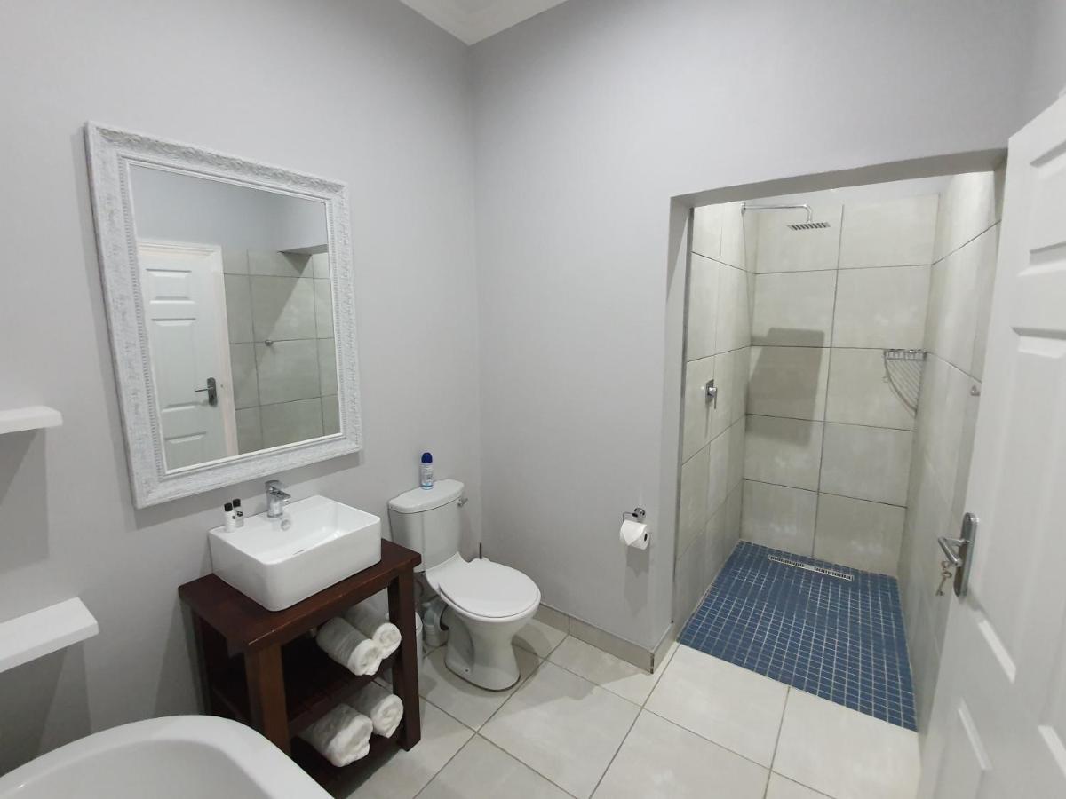 Victorian Square Guesthouse Graaff-Reinet 외부 사진