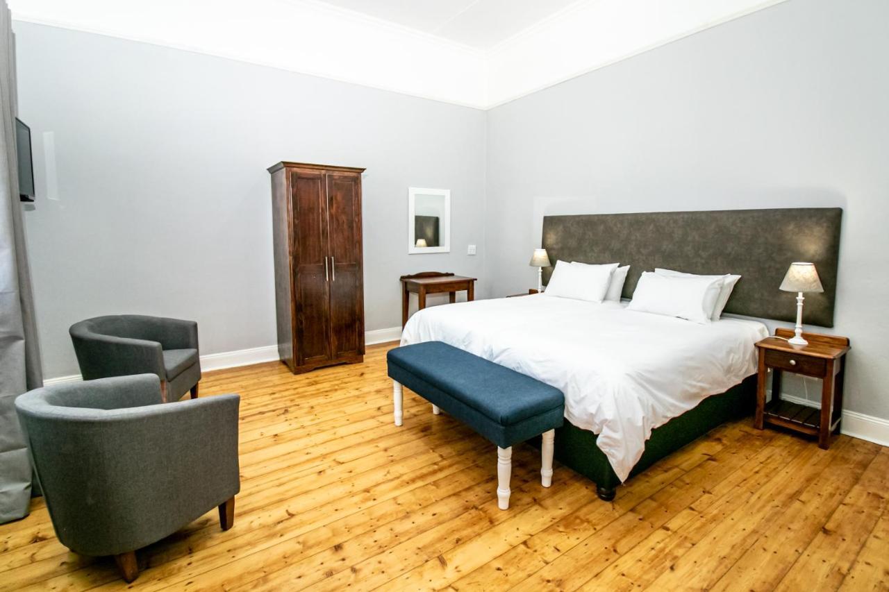 Victorian Square Guesthouse Graaff-Reinet 외부 사진