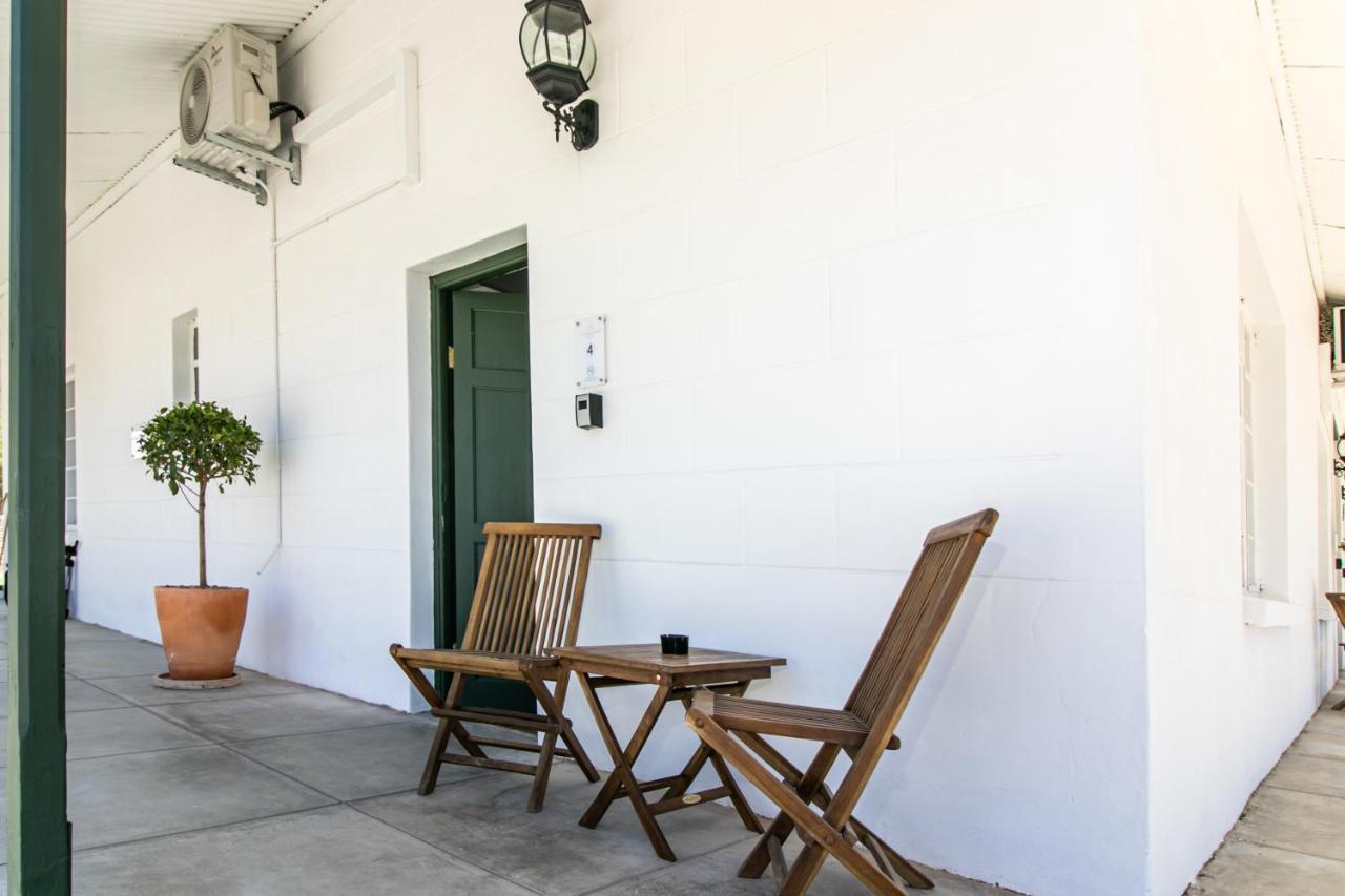 Victorian Square Guesthouse Graaff-Reinet 외부 사진