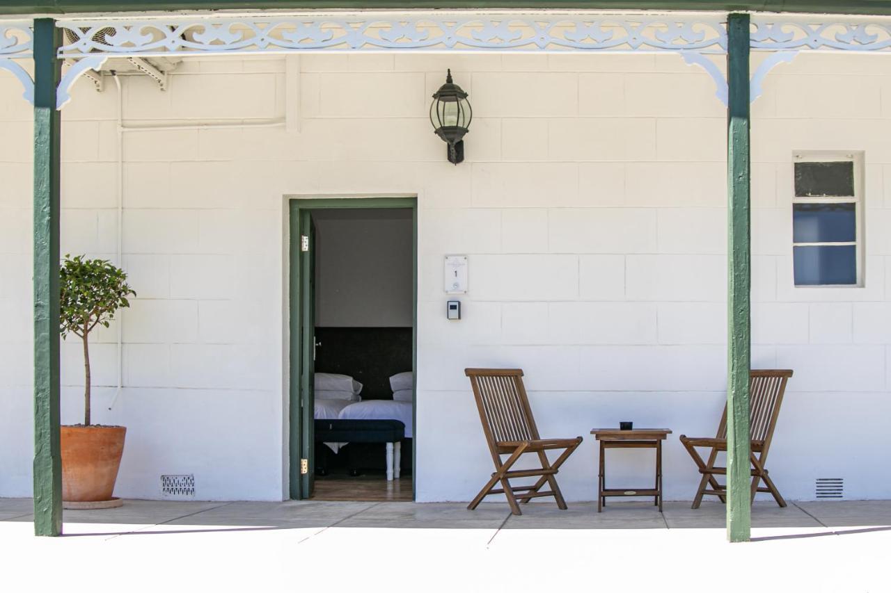 Victorian Square Guesthouse Graaff-Reinet 외부 사진