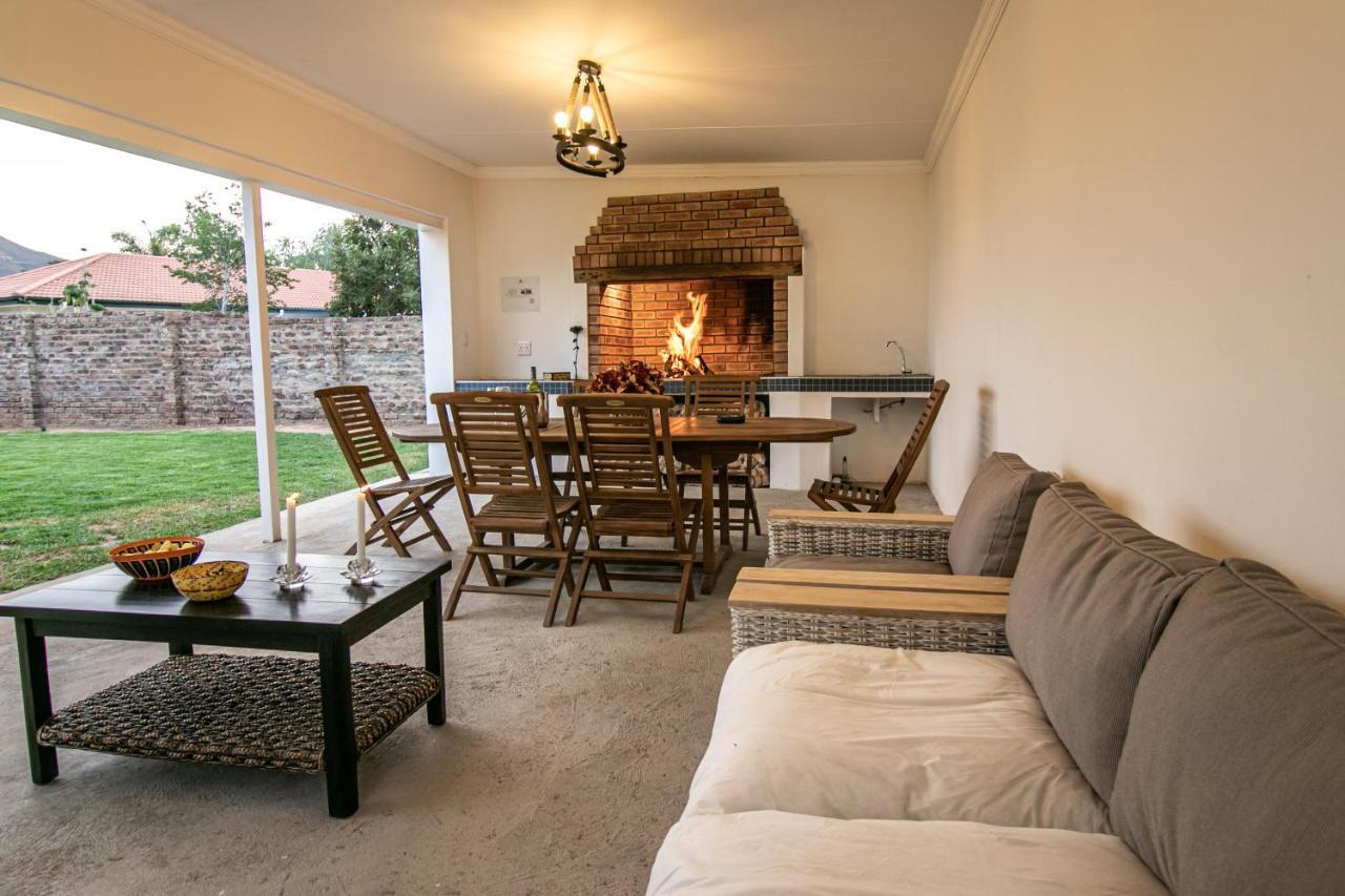 Victorian Square Guesthouse Graaff-Reinet 외부 사진