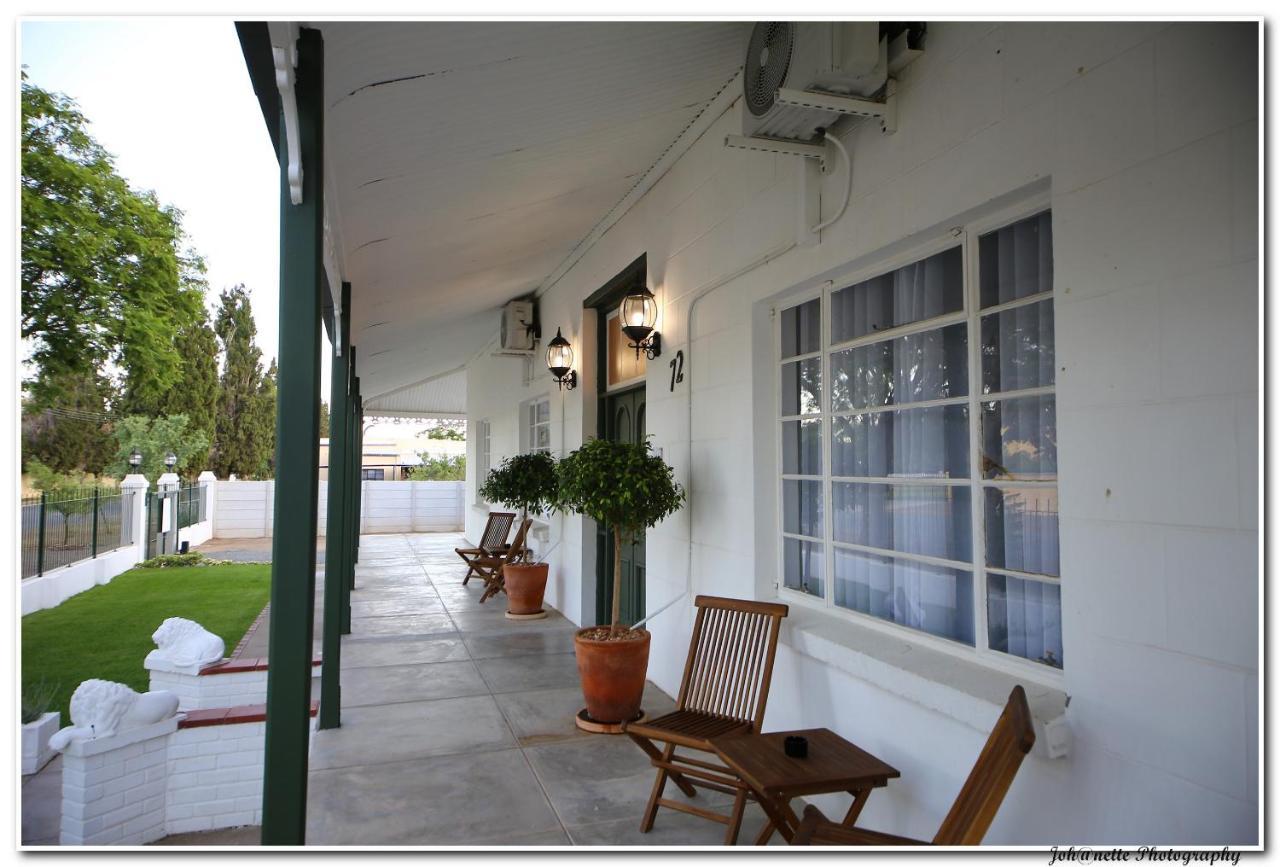 Victorian Square Guesthouse Graaff-Reinet 외부 사진