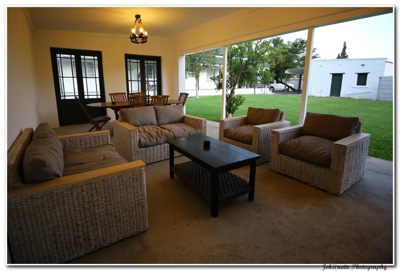Victorian Square Guesthouse Graaff-Reinet 외부 사진